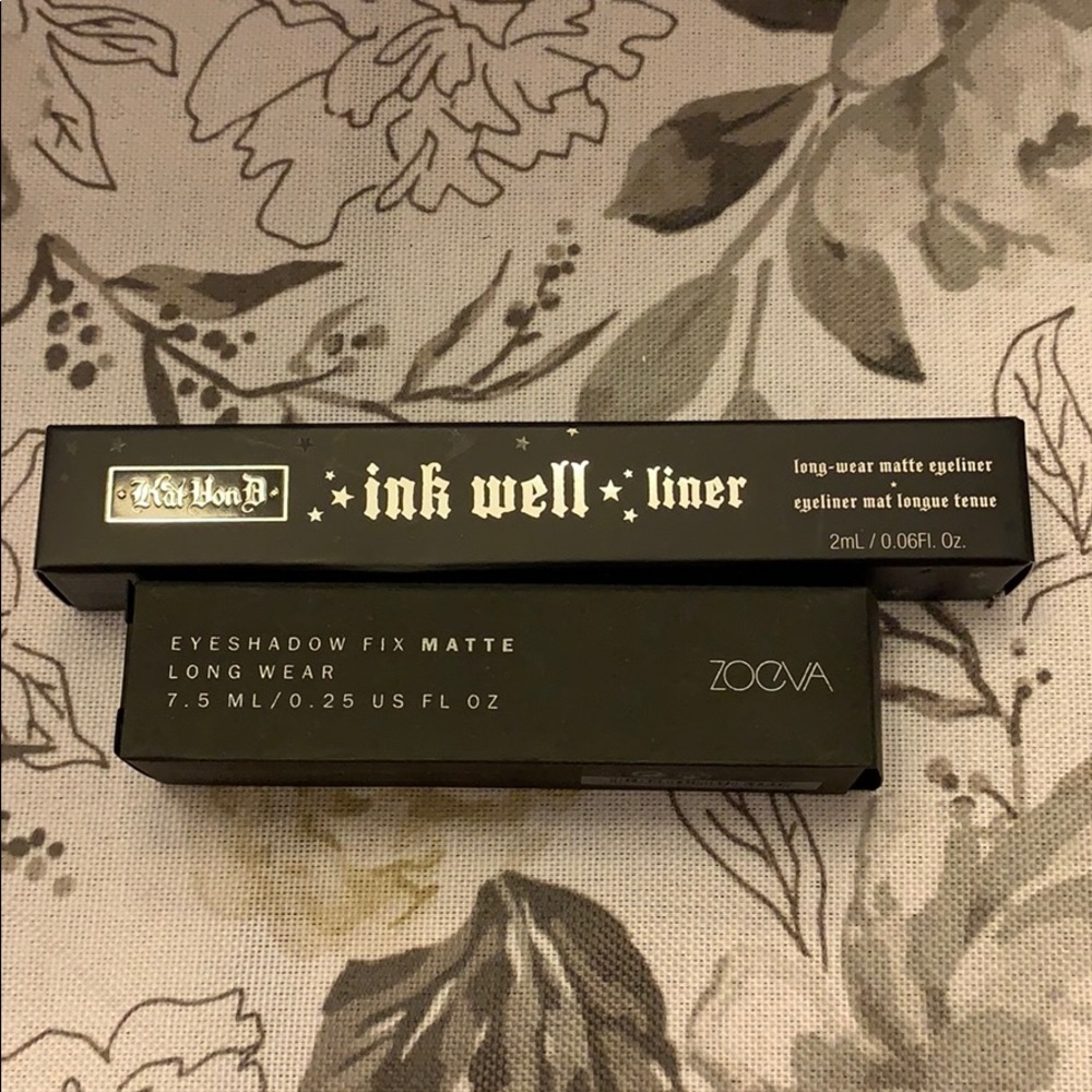 Matte eyeshadow primer and eyeliner 2 for 1